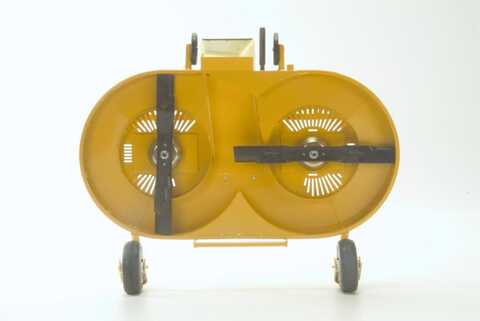 Mähwerk Heckauswurf