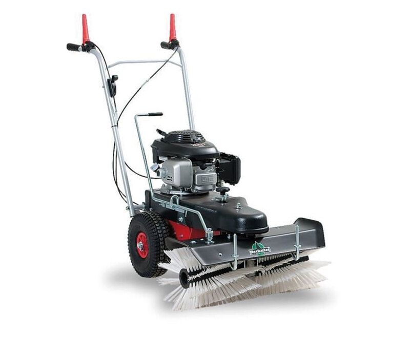 Winterdienst, Kehrmaschine, Schnee räumen, Schnee fegen, Schneekehrmaschine